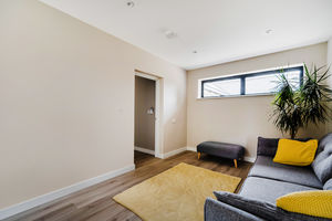 Photo 16- click for photo gallery